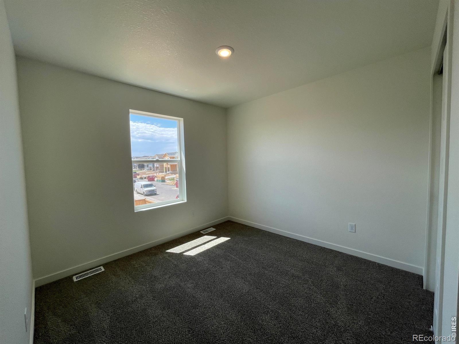 MLS Image #10 for 728  ayrshire road,johnstown, Colorado
