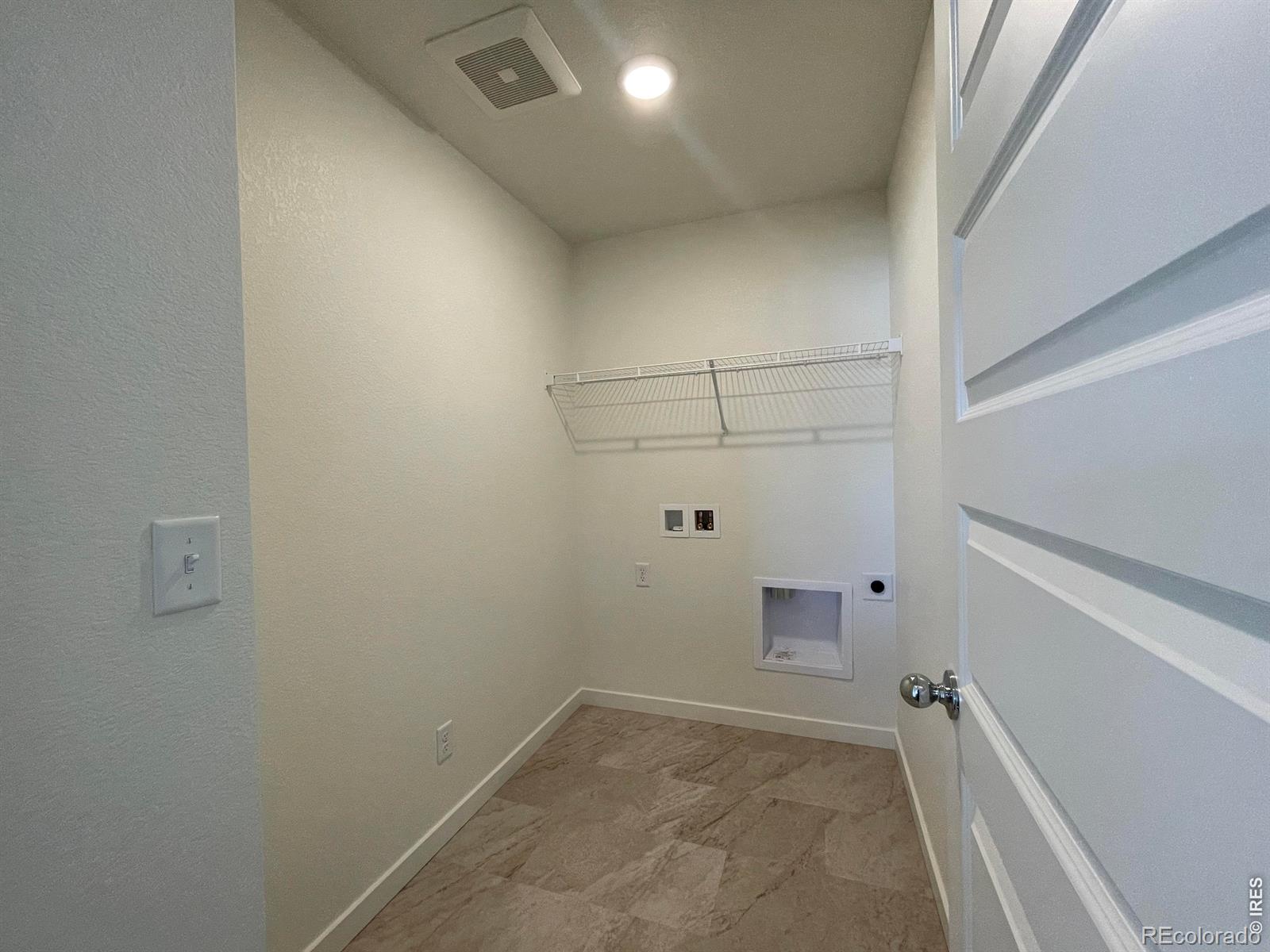 MLS Image #13 for 728  ayrshire road,johnstown, Colorado
