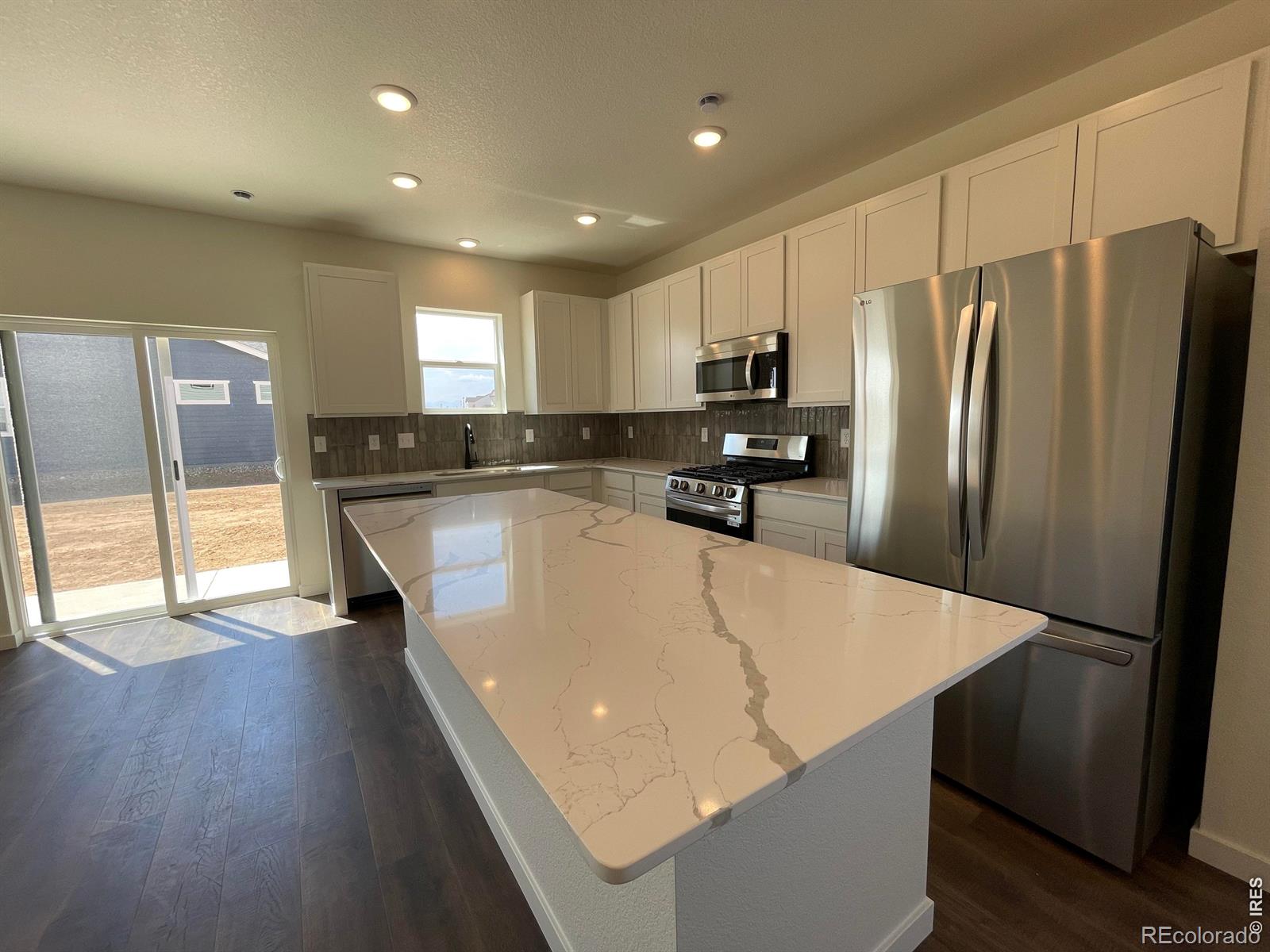 MLS Image #2 for 728  ayrshire road,johnstown, Colorado