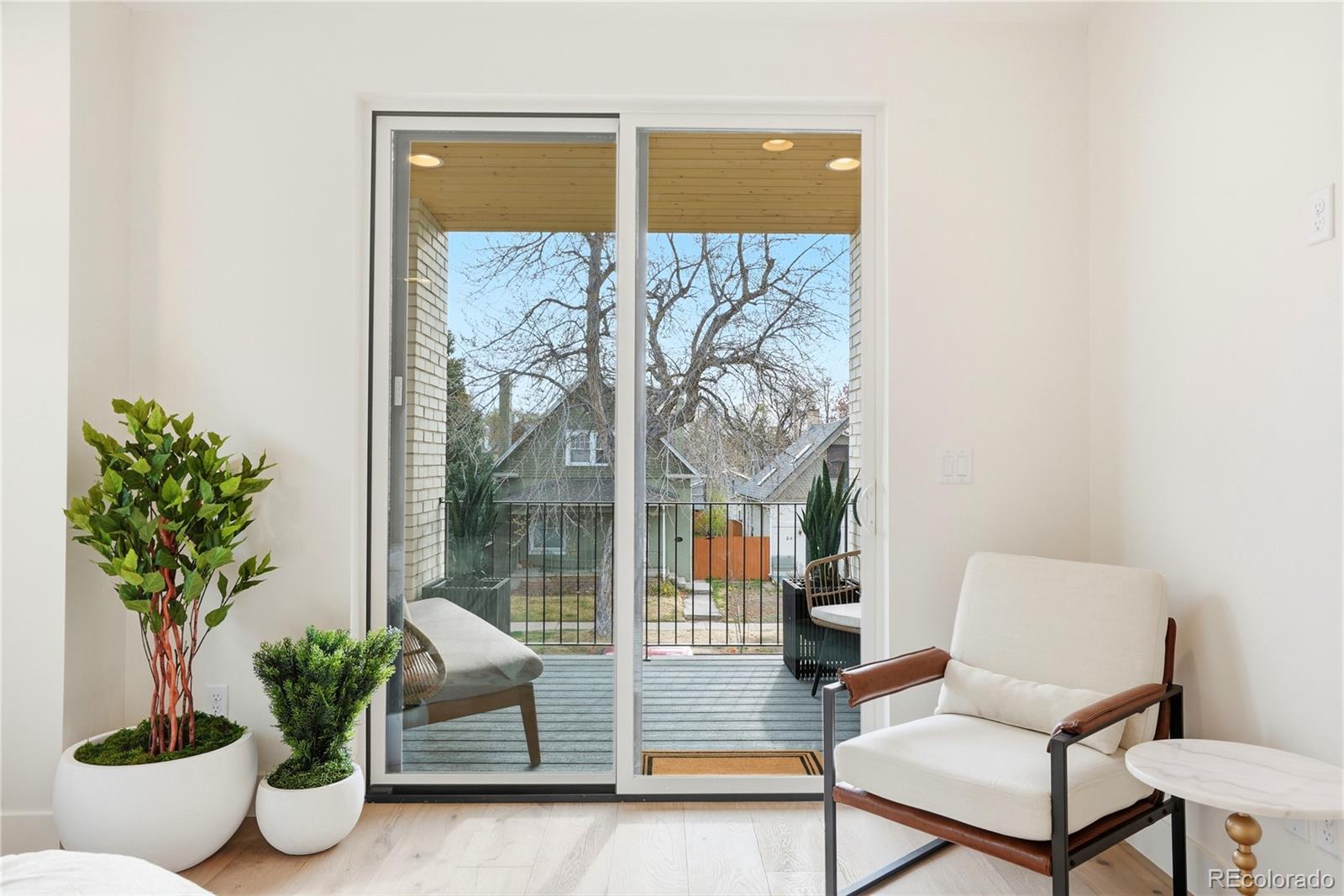 MLS Image #33 for 243 s emerson street,denver, Colorado