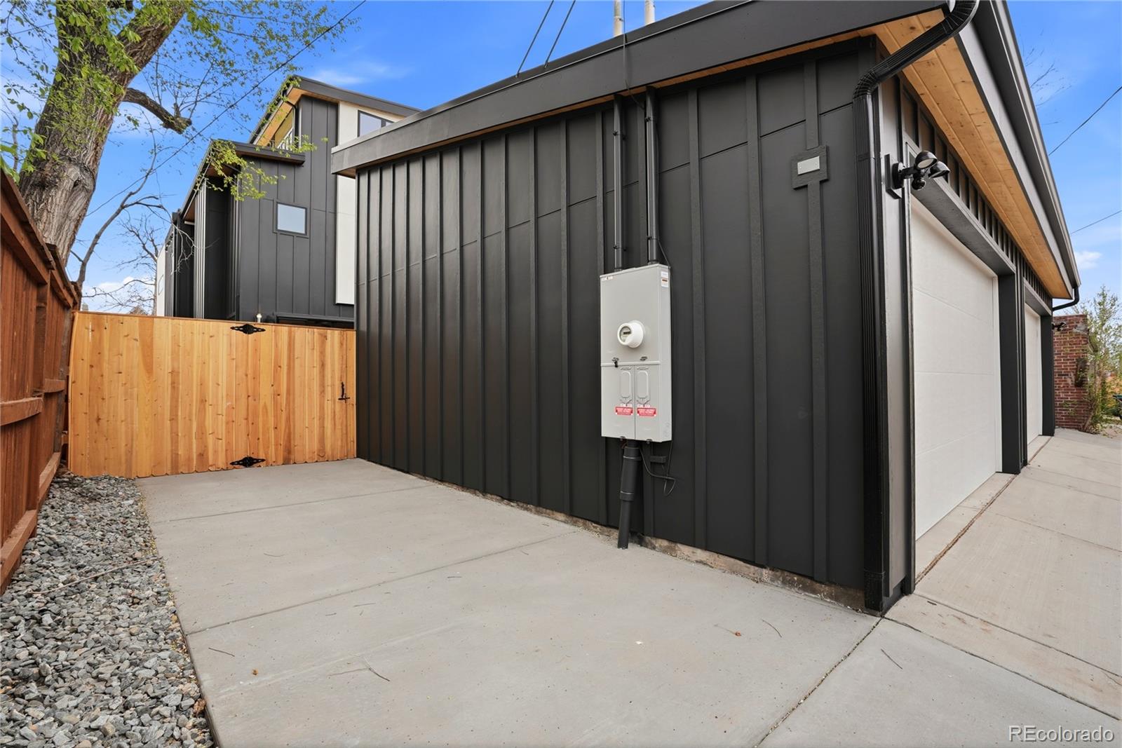 MLS Image #46 for 243 s emerson street,denver, Colorado