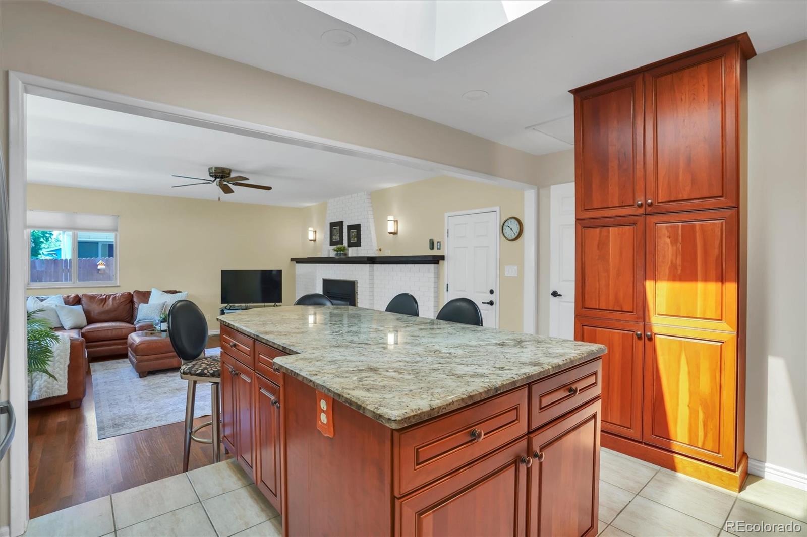 MLS Image #6 for 2984 s pontiac street,denver, Colorado