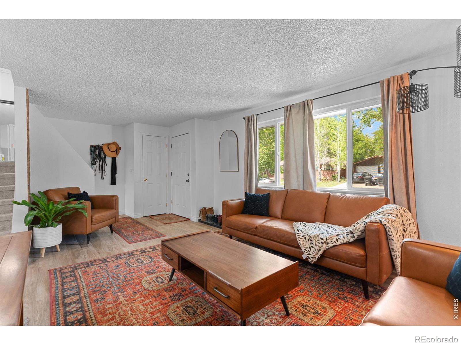 MLS Image #9 for 927 e 4th avenue,longmont, Colorado