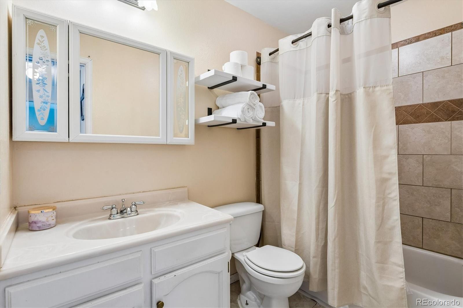 MLS Image #14 for 5793 w 75th avenue,arvada, Colorado