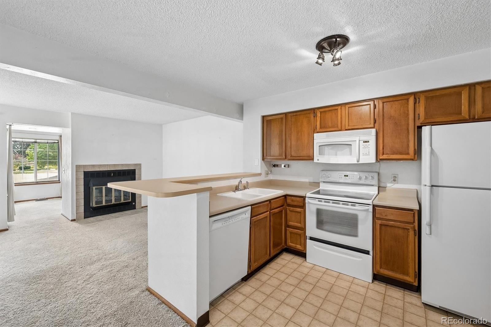 MLS Image #9 for 13883 e lehigh avenue a,aurora, Colorado
