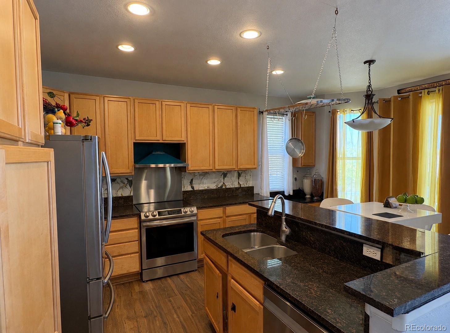 MLS Image #6 for 1414 s haleyville street,aurora, Colorado