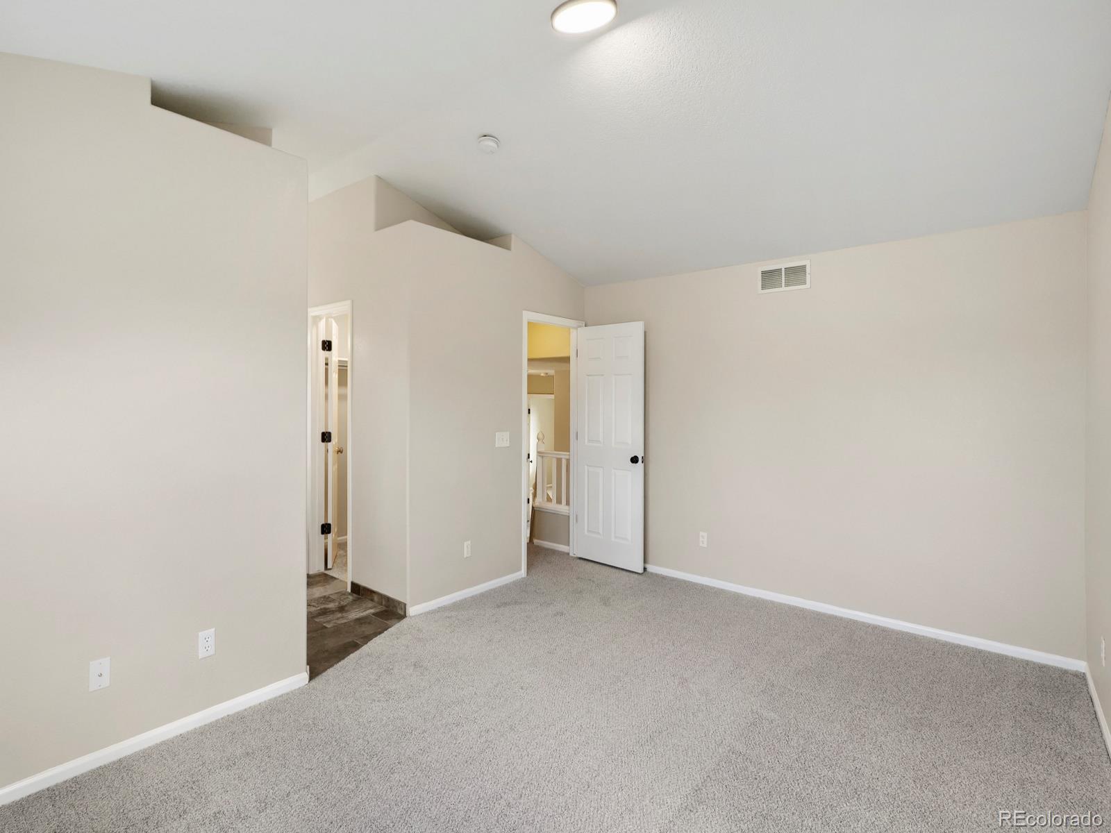 MLS Image #13 for 2238 s waco court,aurora, Colorado