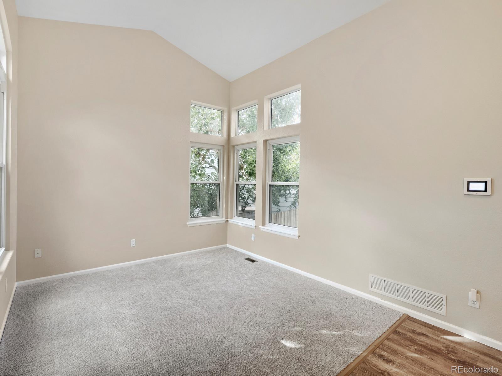 MLS Image #3 for 2238 s waco court,aurora, Colorado