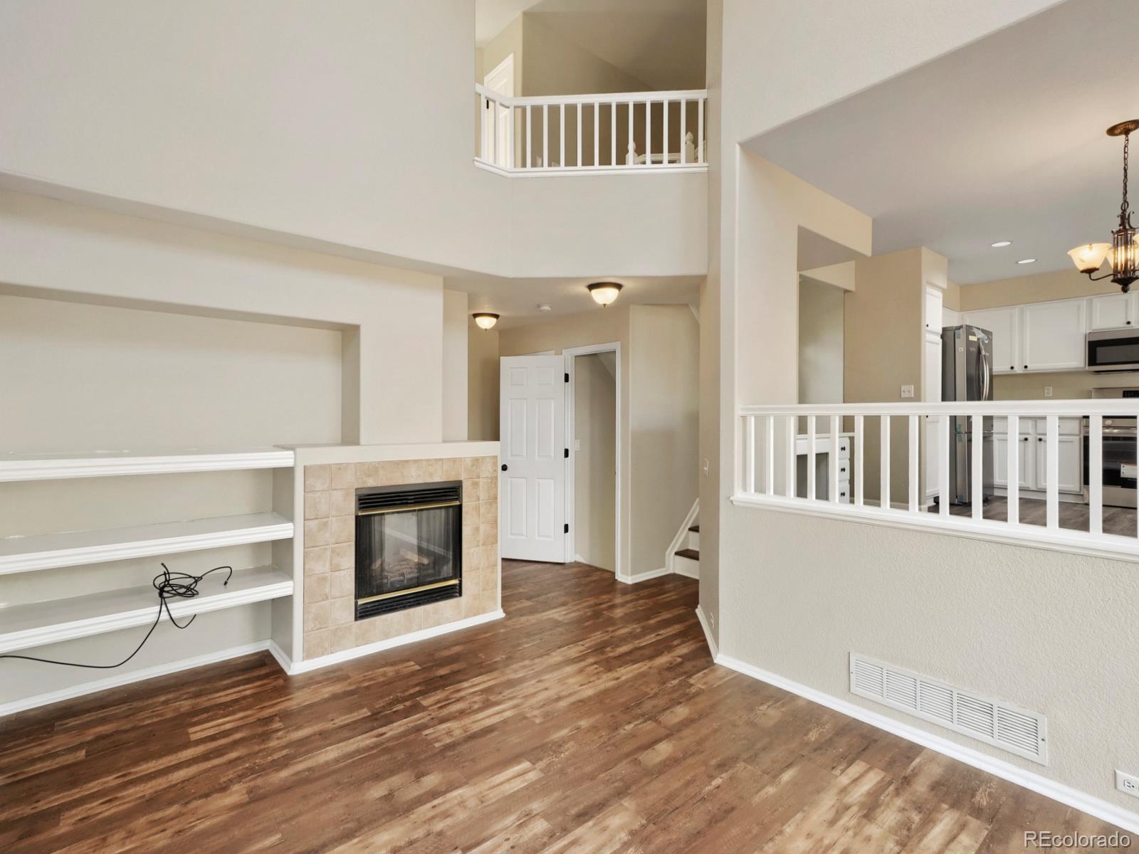 MLS Image #7 for 2238 s waco court,aurora, Colorado