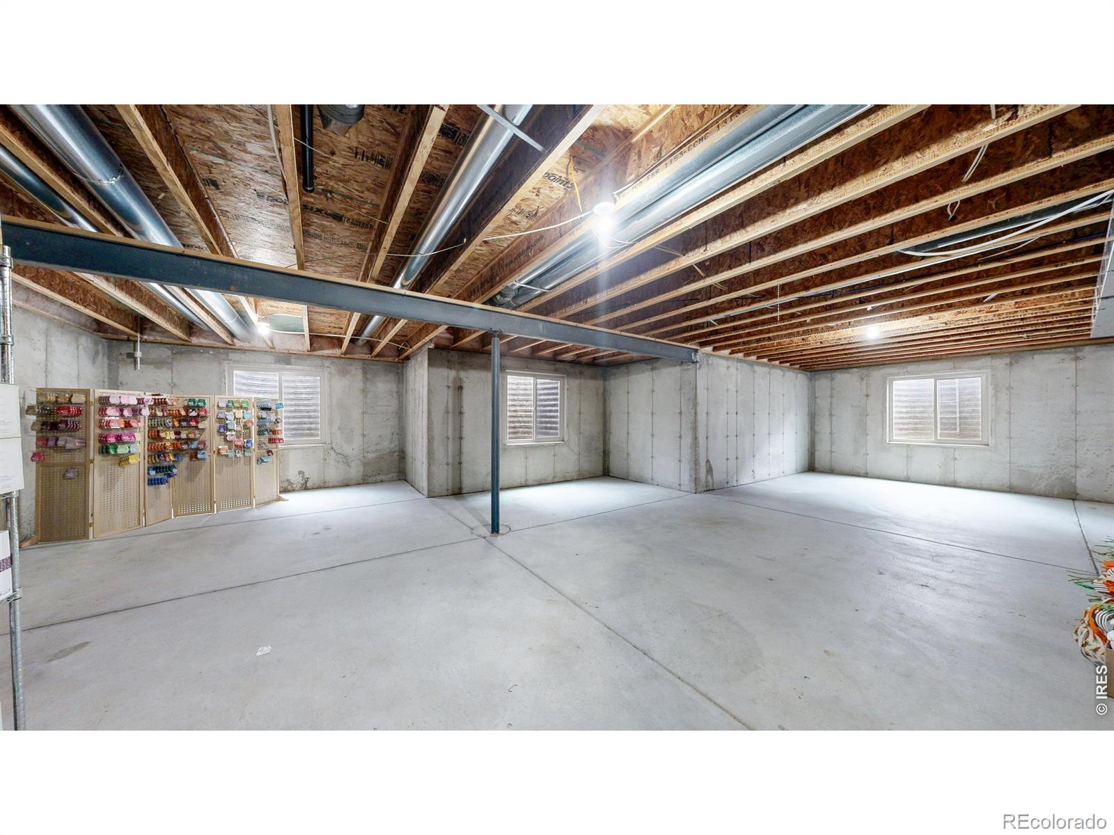 MLS Image #27 for 517  dee road,johnstown, Colorado