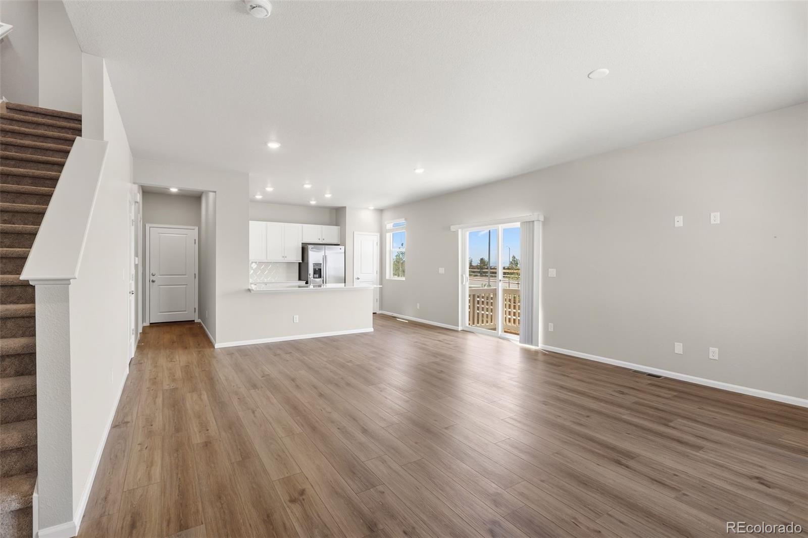 MLS Image #13 for 24116 e 53rd drive,aurora, Colorado