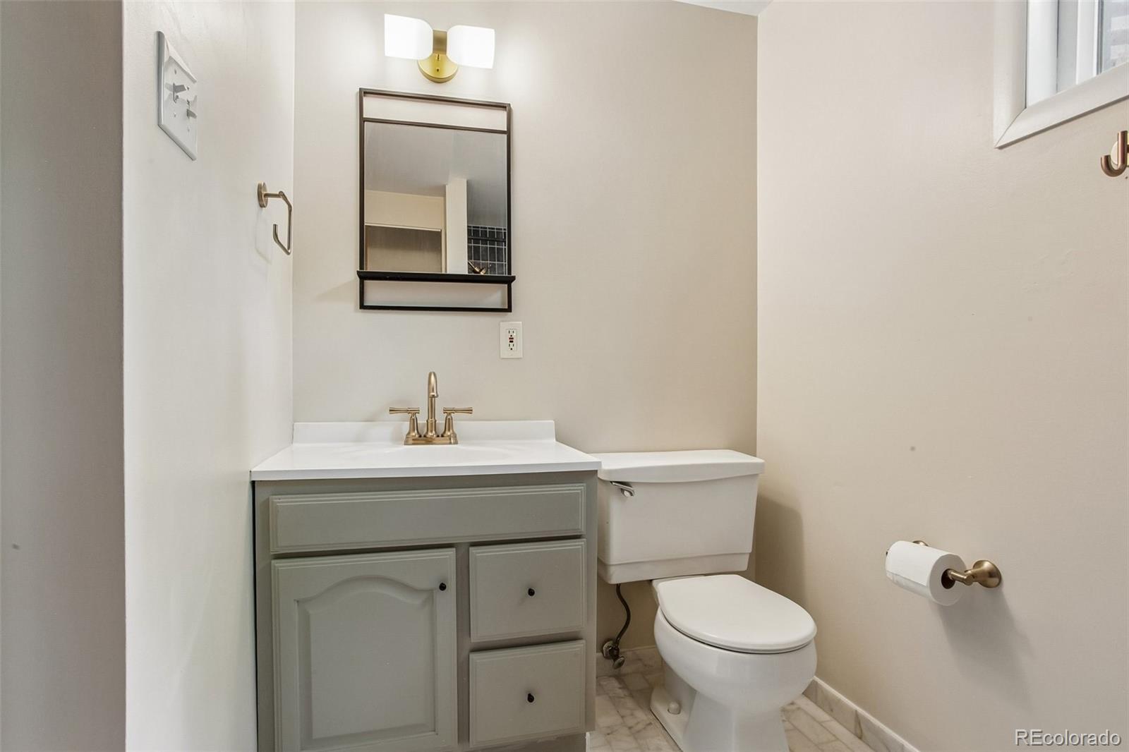 MLS Image #17 for 6704 e vassar avenue,denver, Colorado