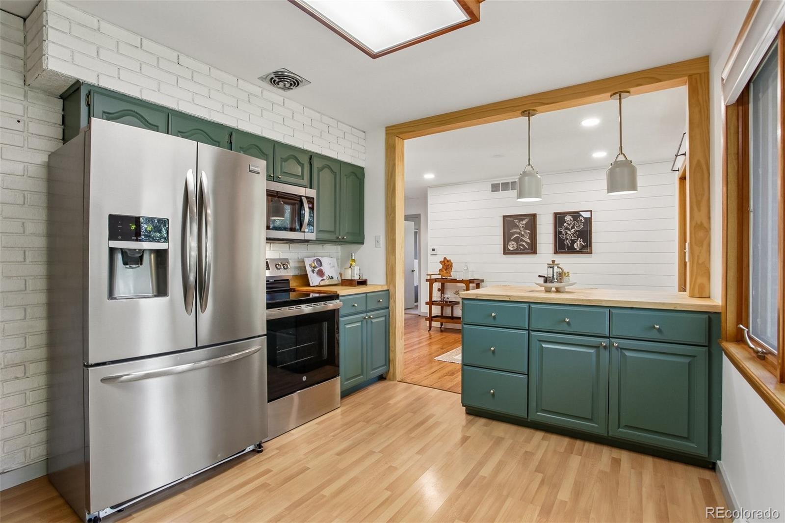 MLS Image #7 for 6704 e vassar avenue,denver, Colorado