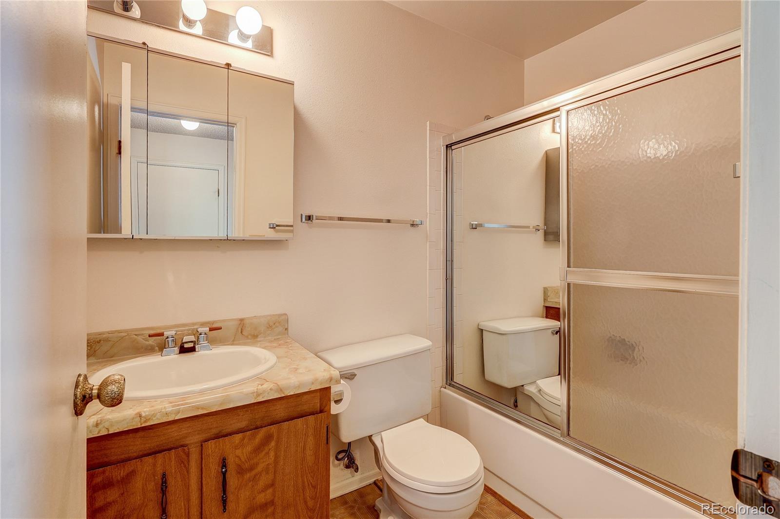 MLS Image #13 for 16085 e oxford drive,aurora, Colorado