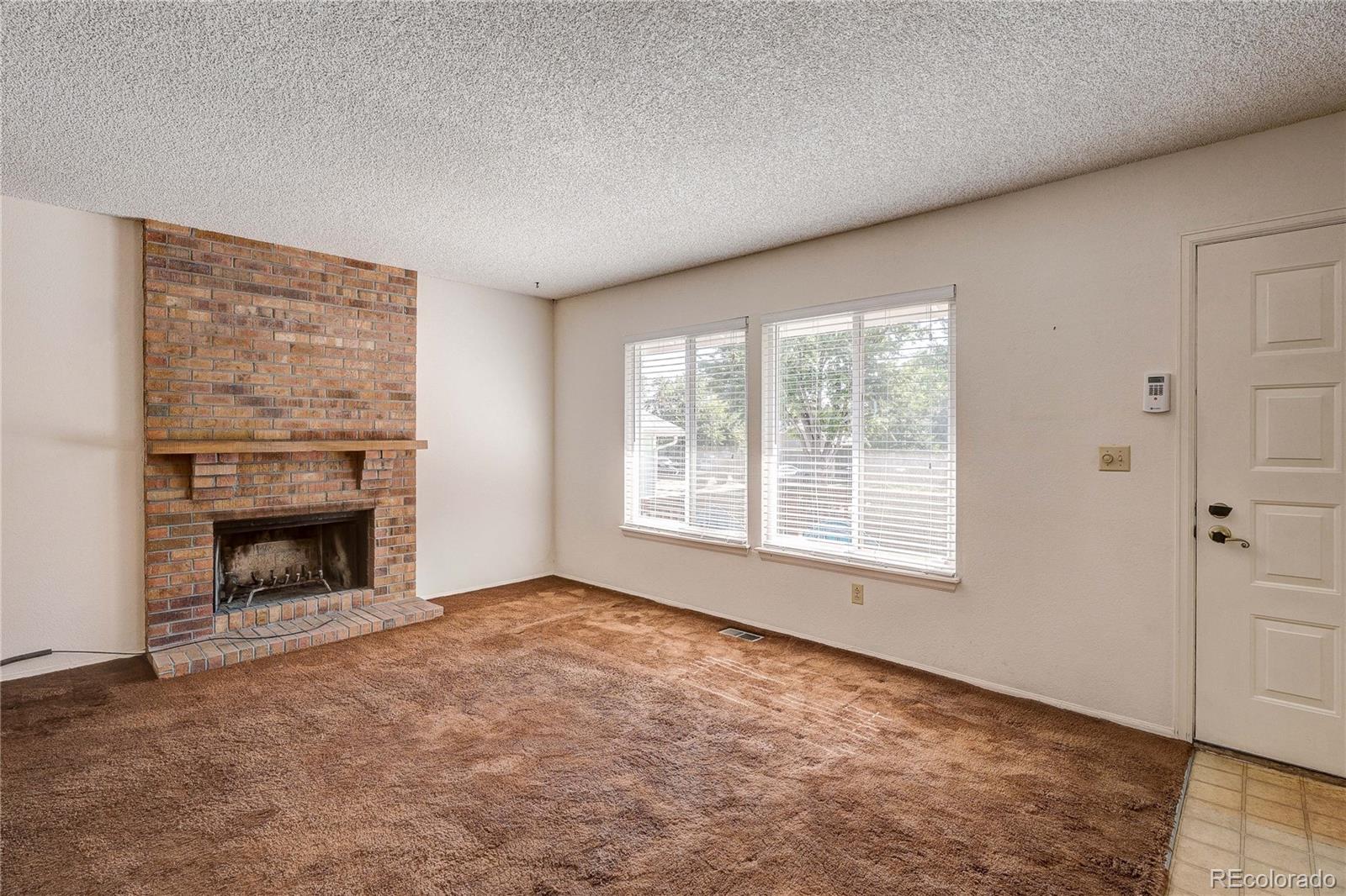 MLS Image #4 for 16085 e oxford drive,aurora, Colorado