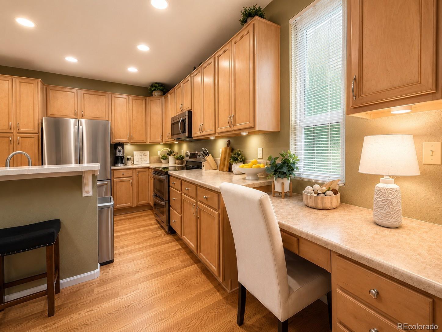 MLS Image #10 for 2420 s fundy circle,aurora, Colorado