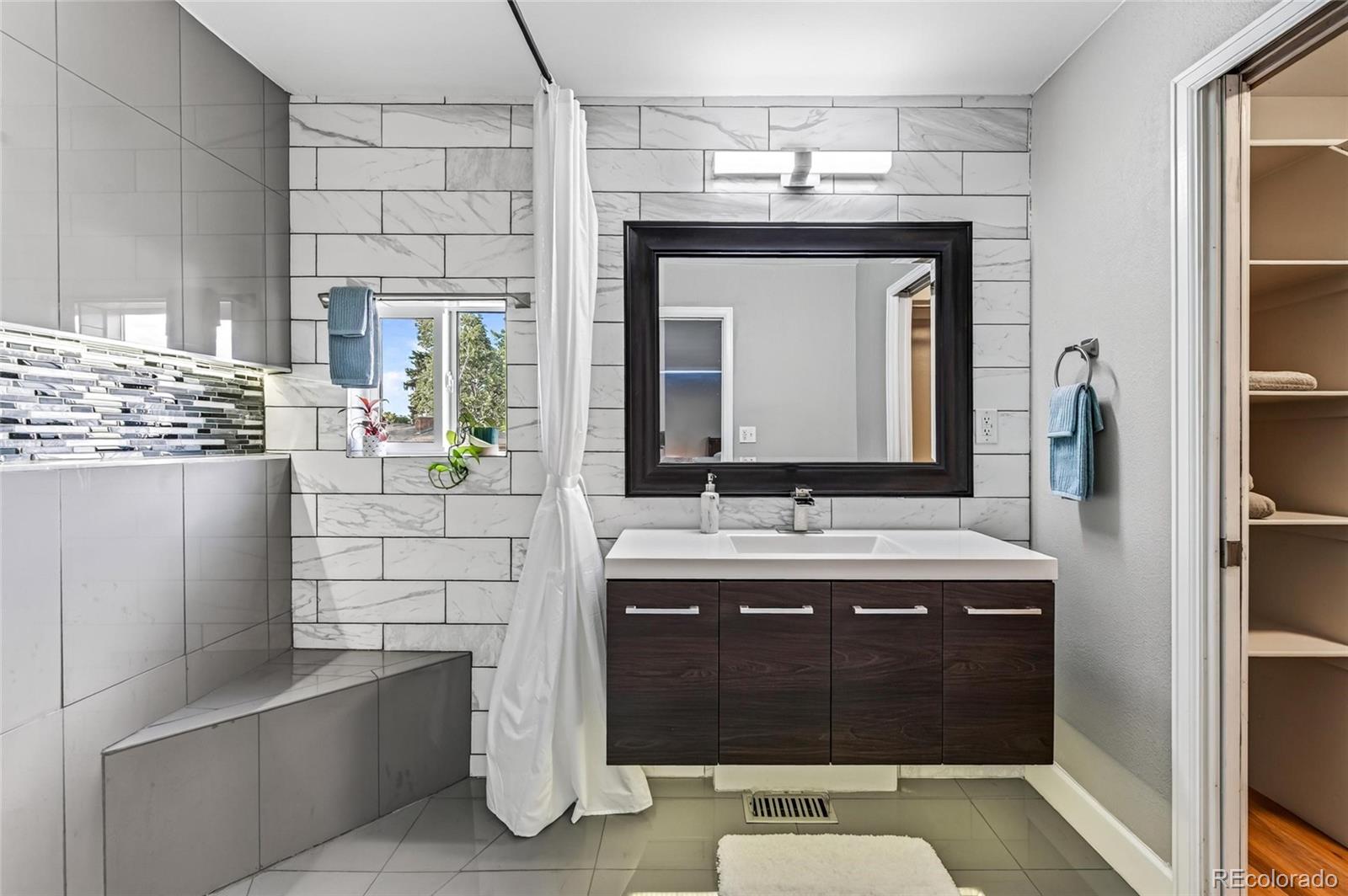MLS Image #20 for 11199 e wesley avenue,aurora, Colorado