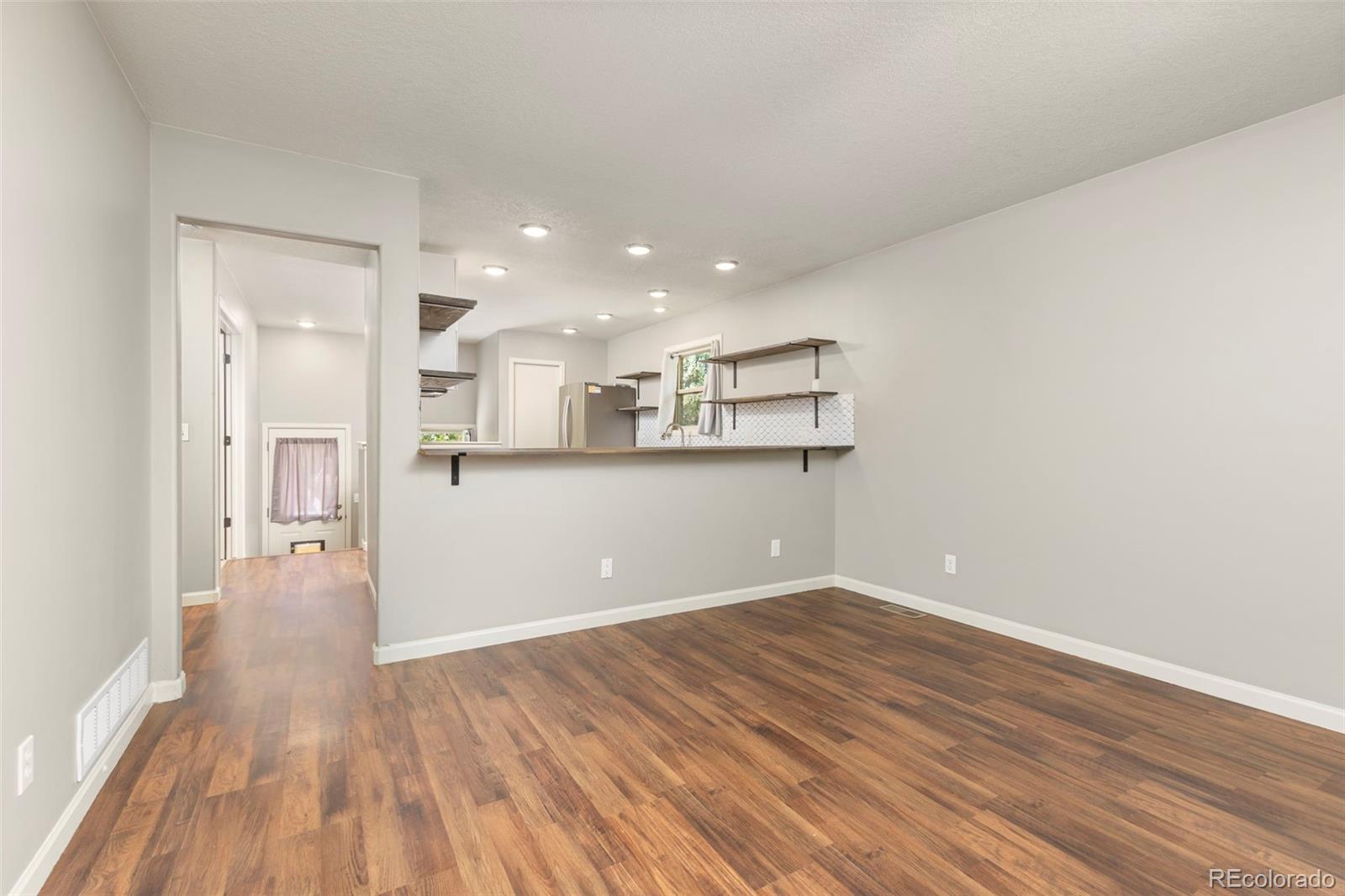 MLS Image #7 for 203 e colorado avenue,berthoud, Colorado