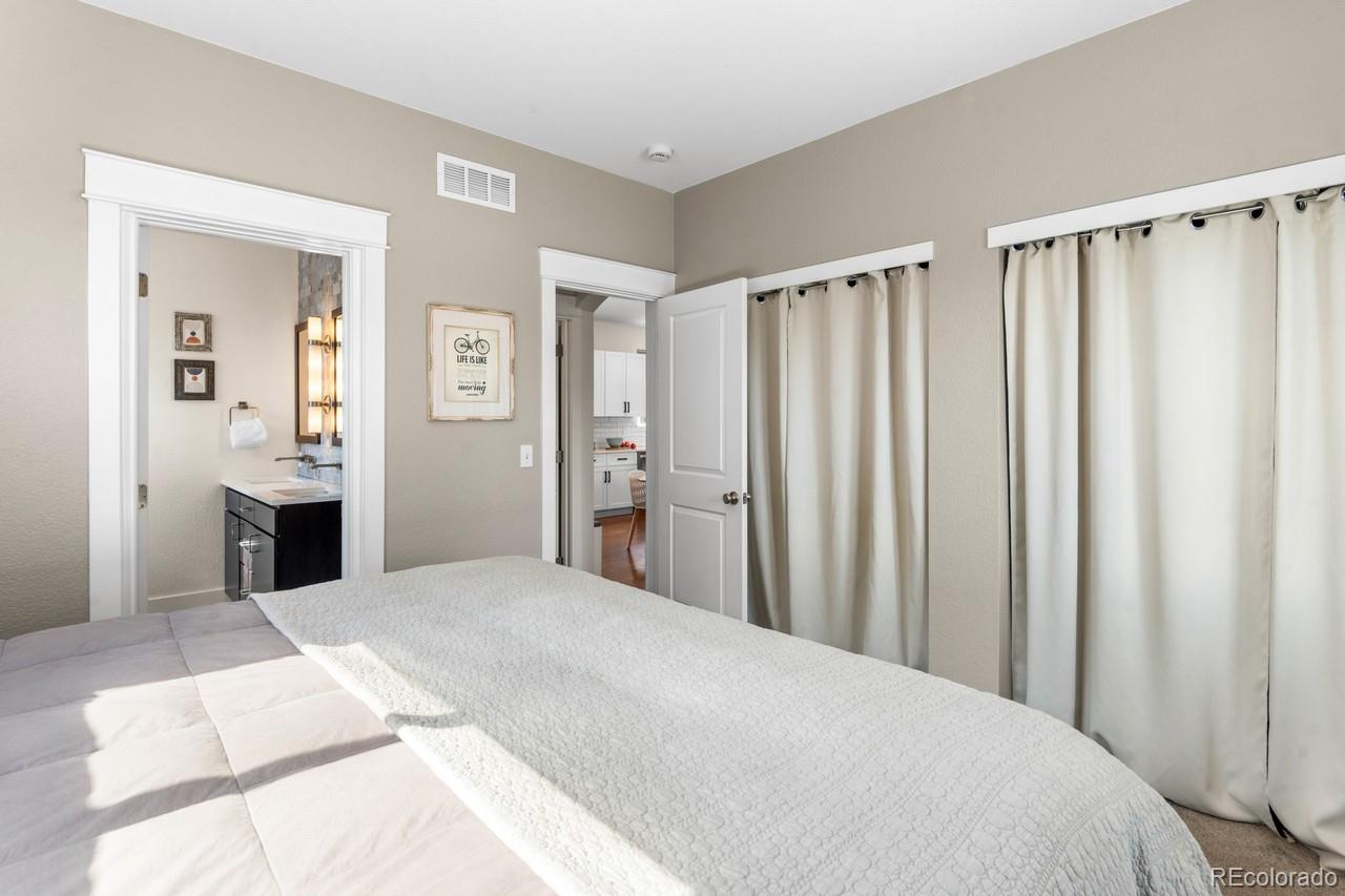 MLS Image #12 for 2330 w scott place,denver, Colorado