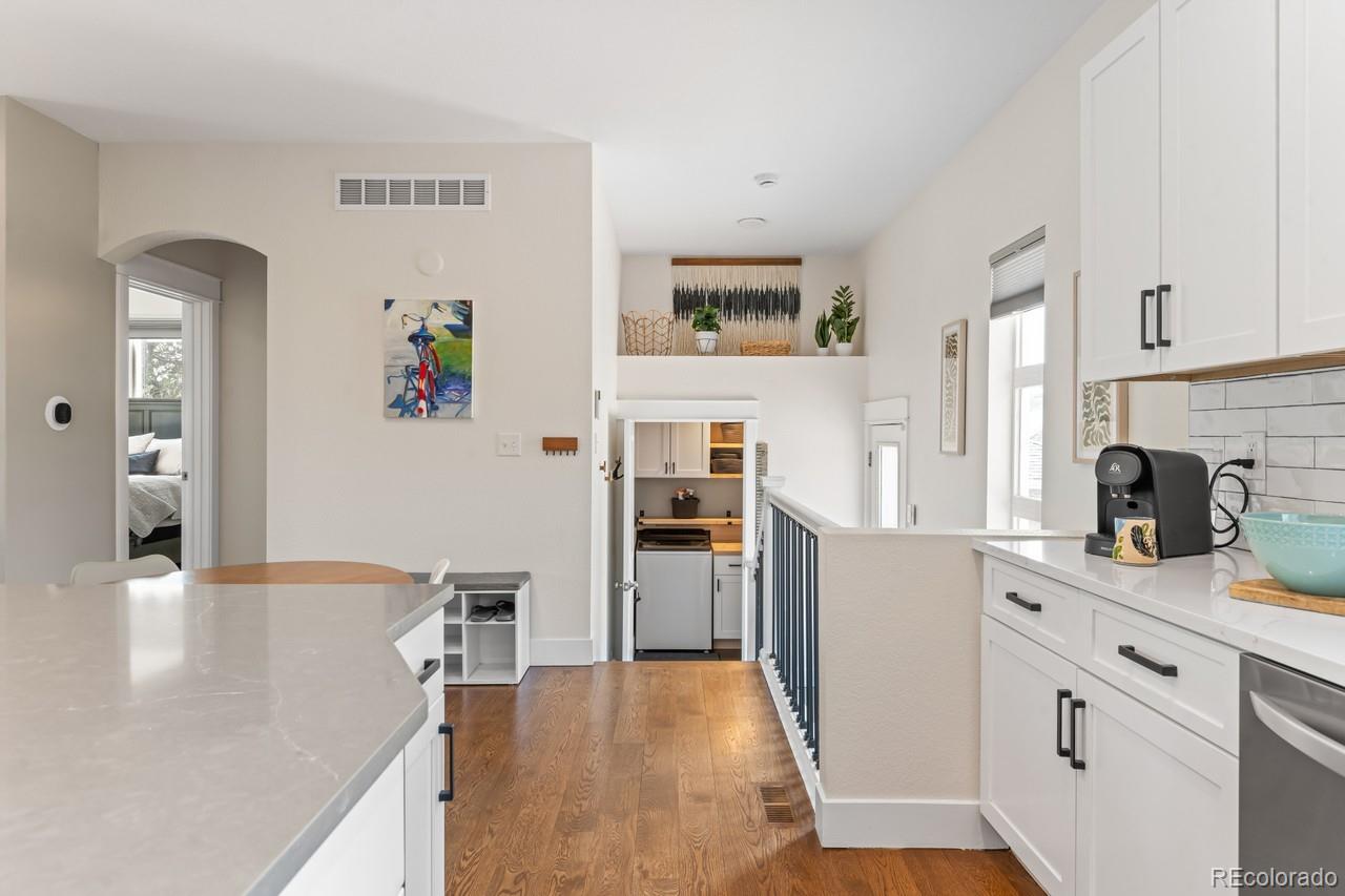 MLS Image #8 for 2330 w scott place,denver, Colorado