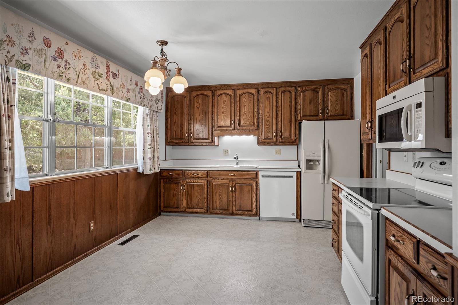 MLS Image #14 for 3135  lees lane,colorado springs, Colorado