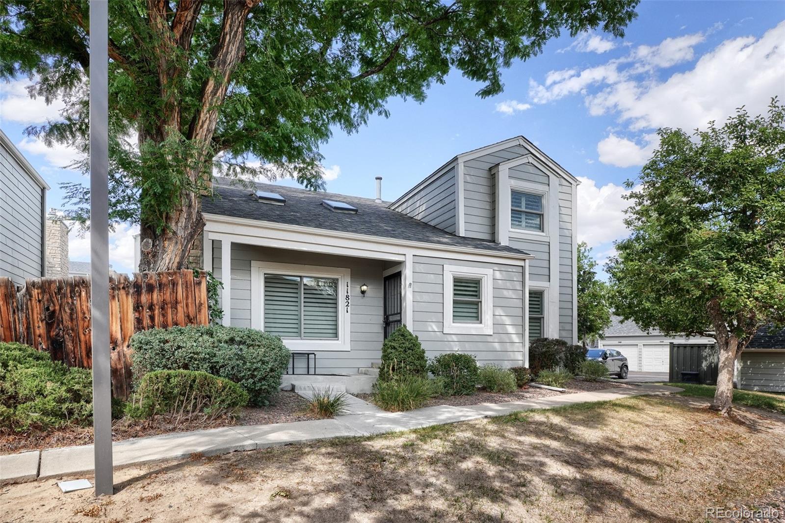 MLS Image #1 for 11821 e cornell circle,aurora, Colorado