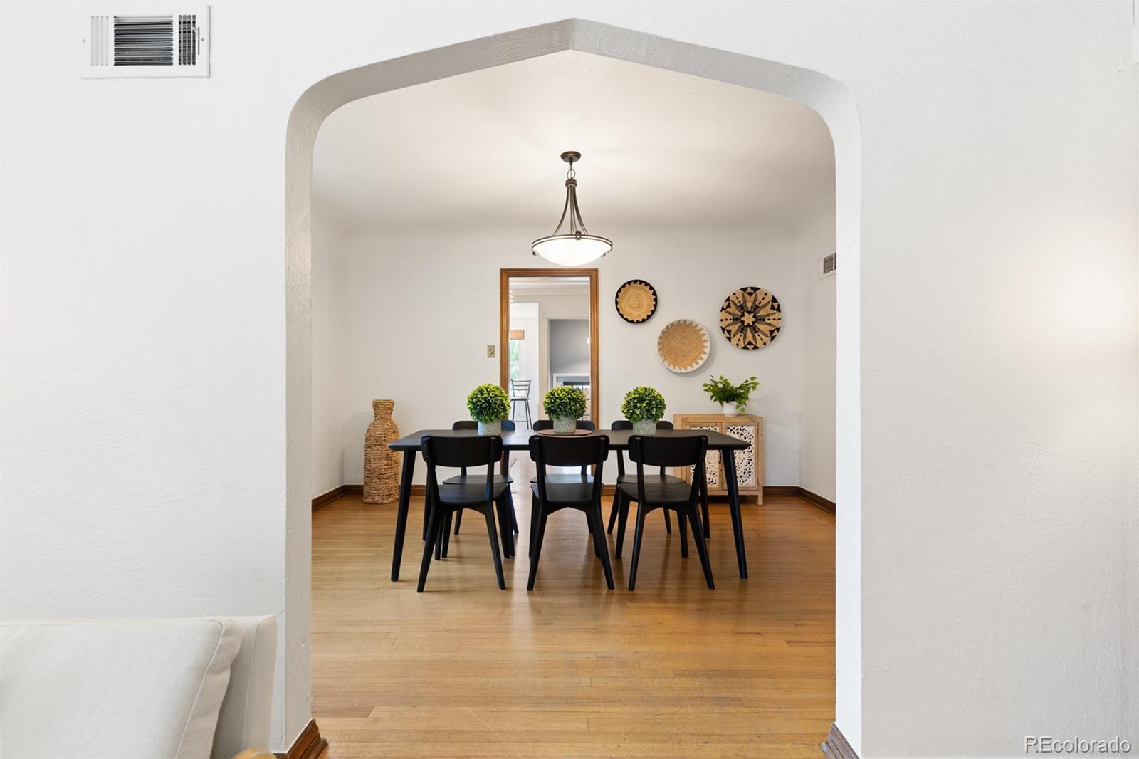 MLS Image #10 for 2315  jasmine street,denver, Colorado