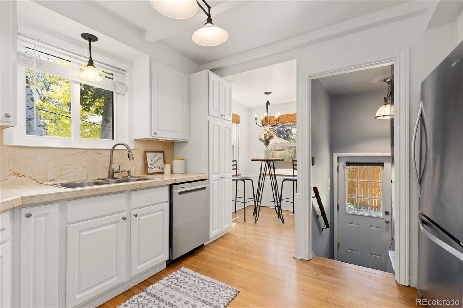 MLS Image #13 for 2315  jasmine street,denver, Colorado
