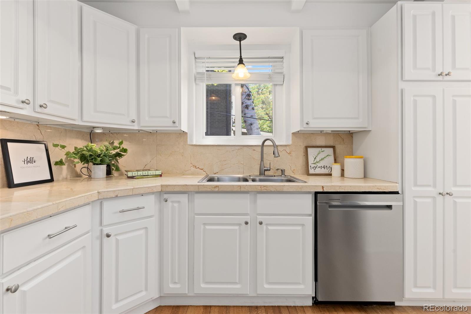 MLS Image #16 for 2315  jasmine street,denver, Colorado