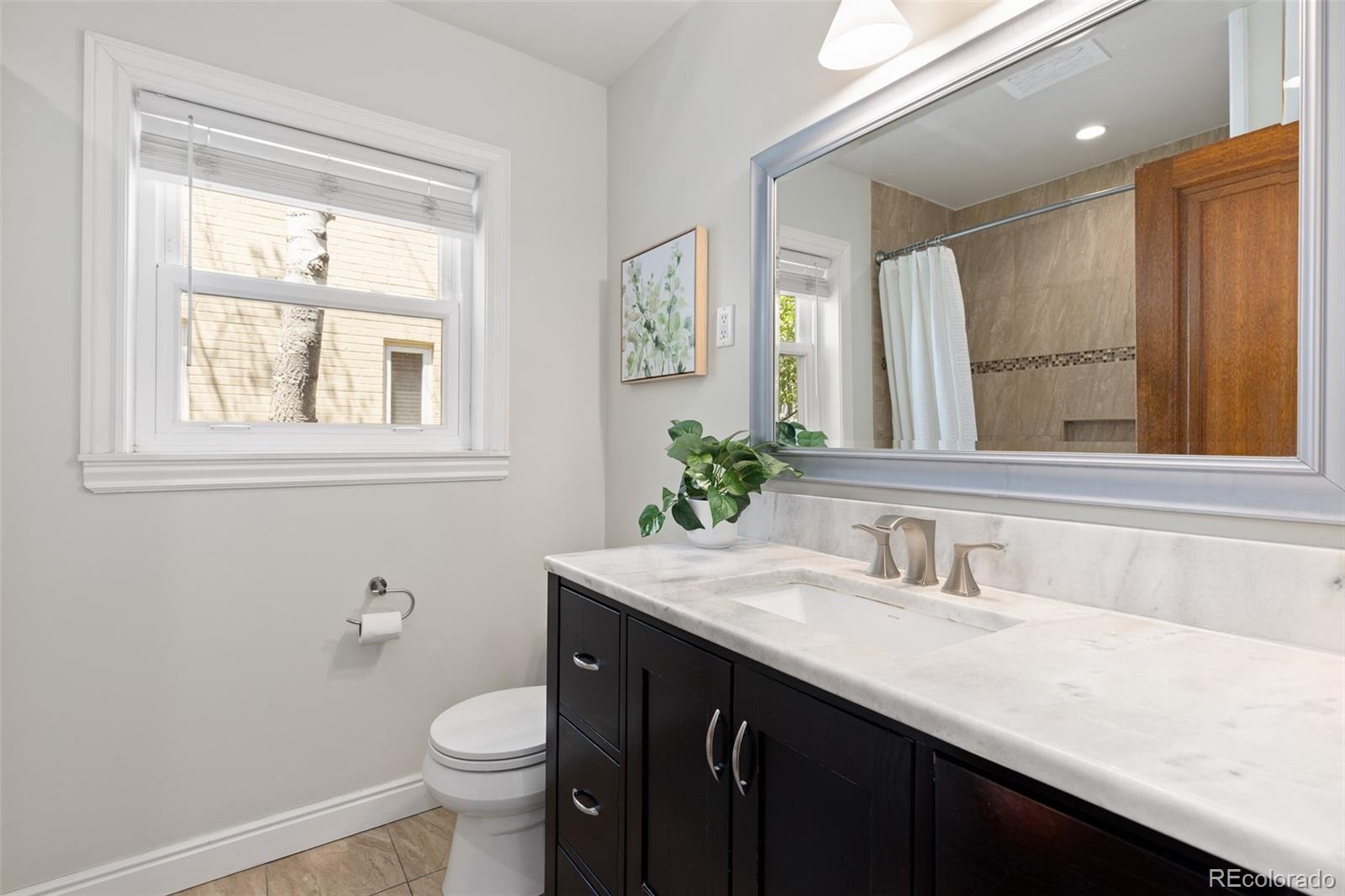 MLS Image #22 for 2315  jasmine street,denver, Colorado
