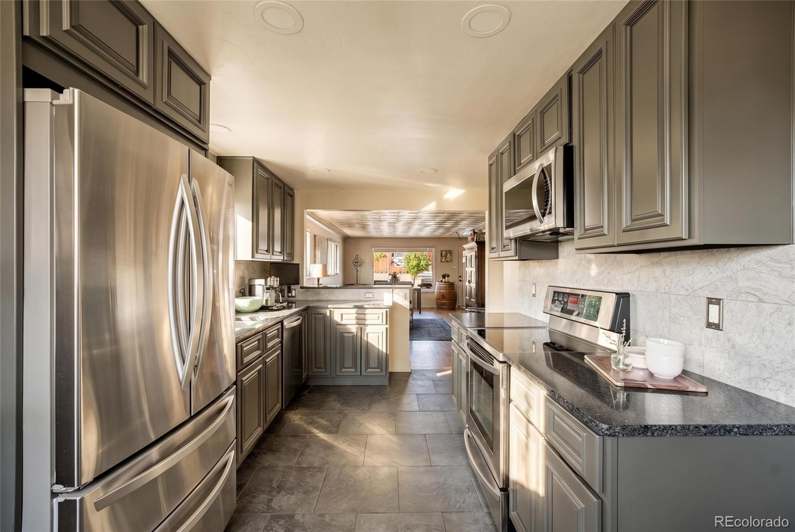 MLS Image #6 for 4921 w 34th avenue,denver, Colorado