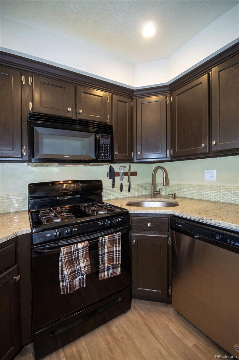 MLS Image #11 for 3300 w florida avenue,denver, Colorado