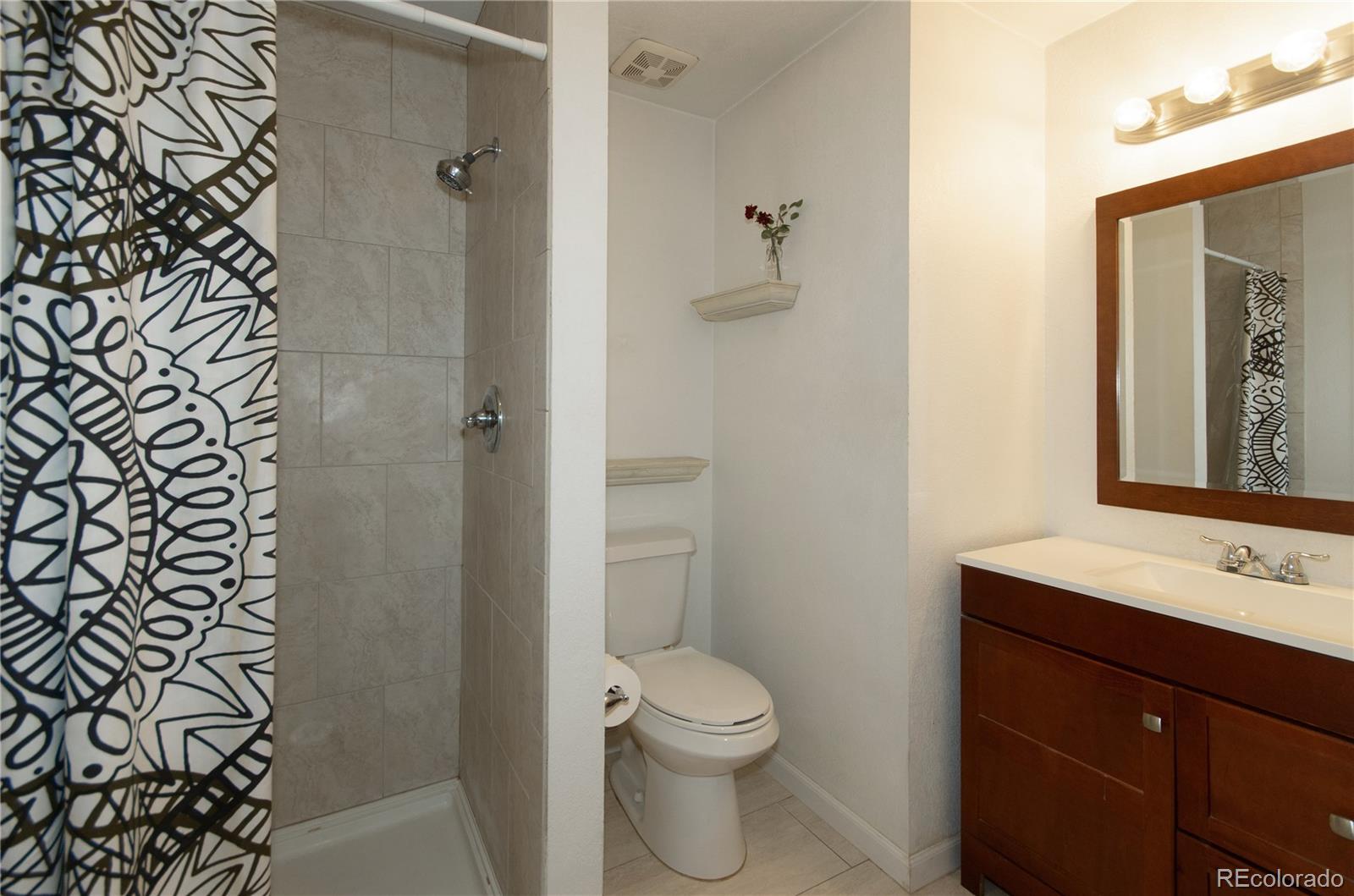MLS Image #16 for 3300 w florida avenue,denver, Colorado