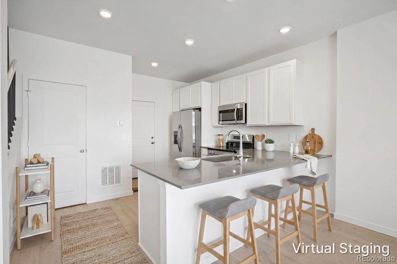 MLS Image #2 for 402 n bersshine court,watkins, Colorado