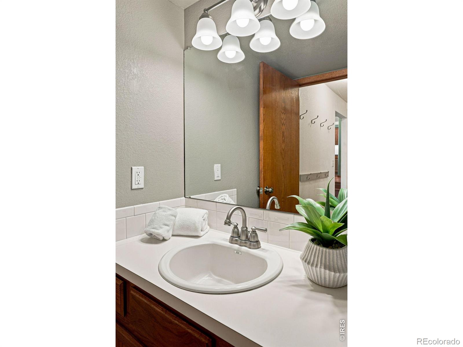 MLS Image #15 for 1747  sumac street,longmont, Colorado