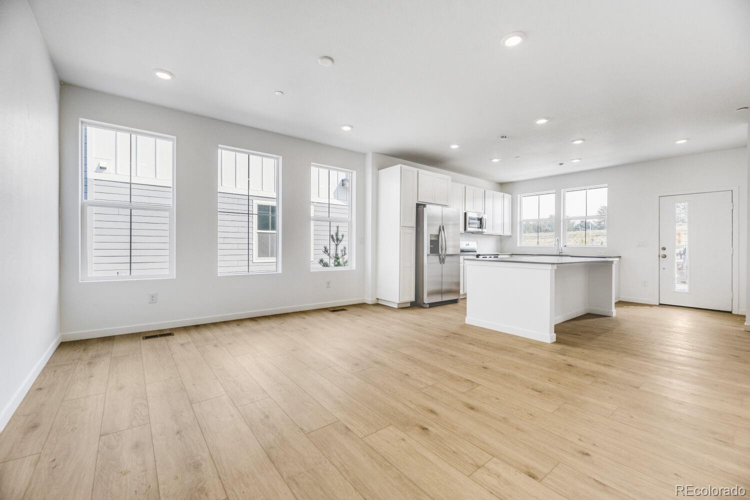 MLS Image #1 for 7639 s mobile way ,centennial, Colorado