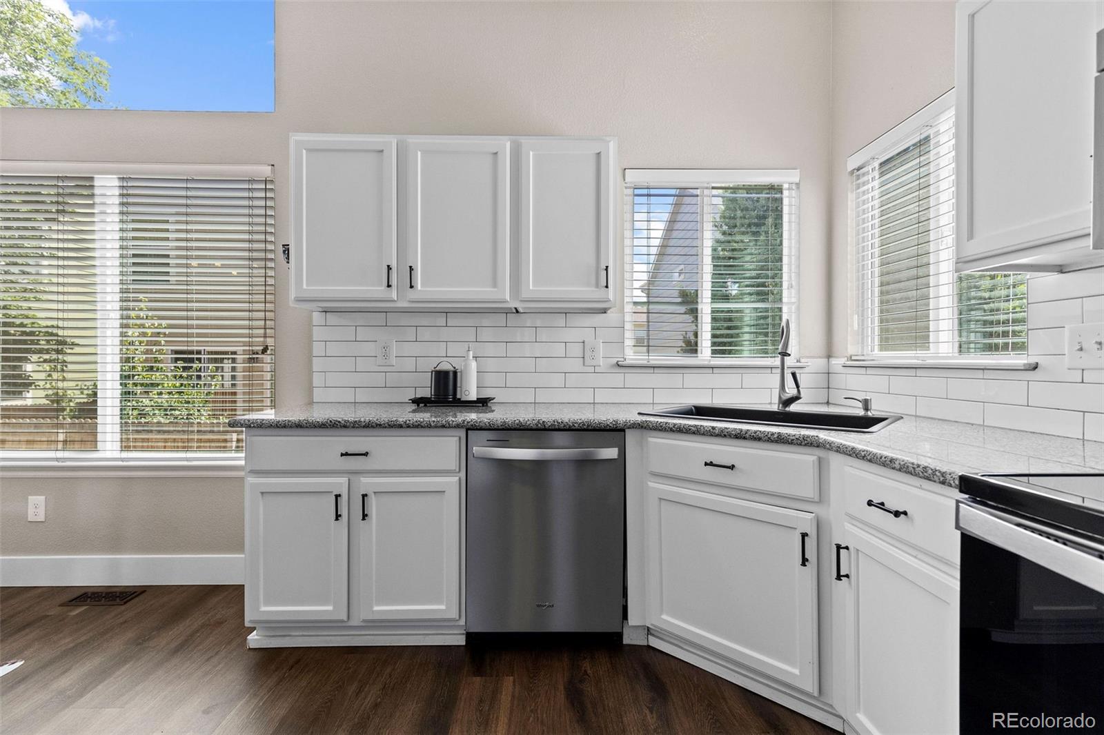 MLS Image #10 for 9138 e kansas avenue,denver, Colorado
