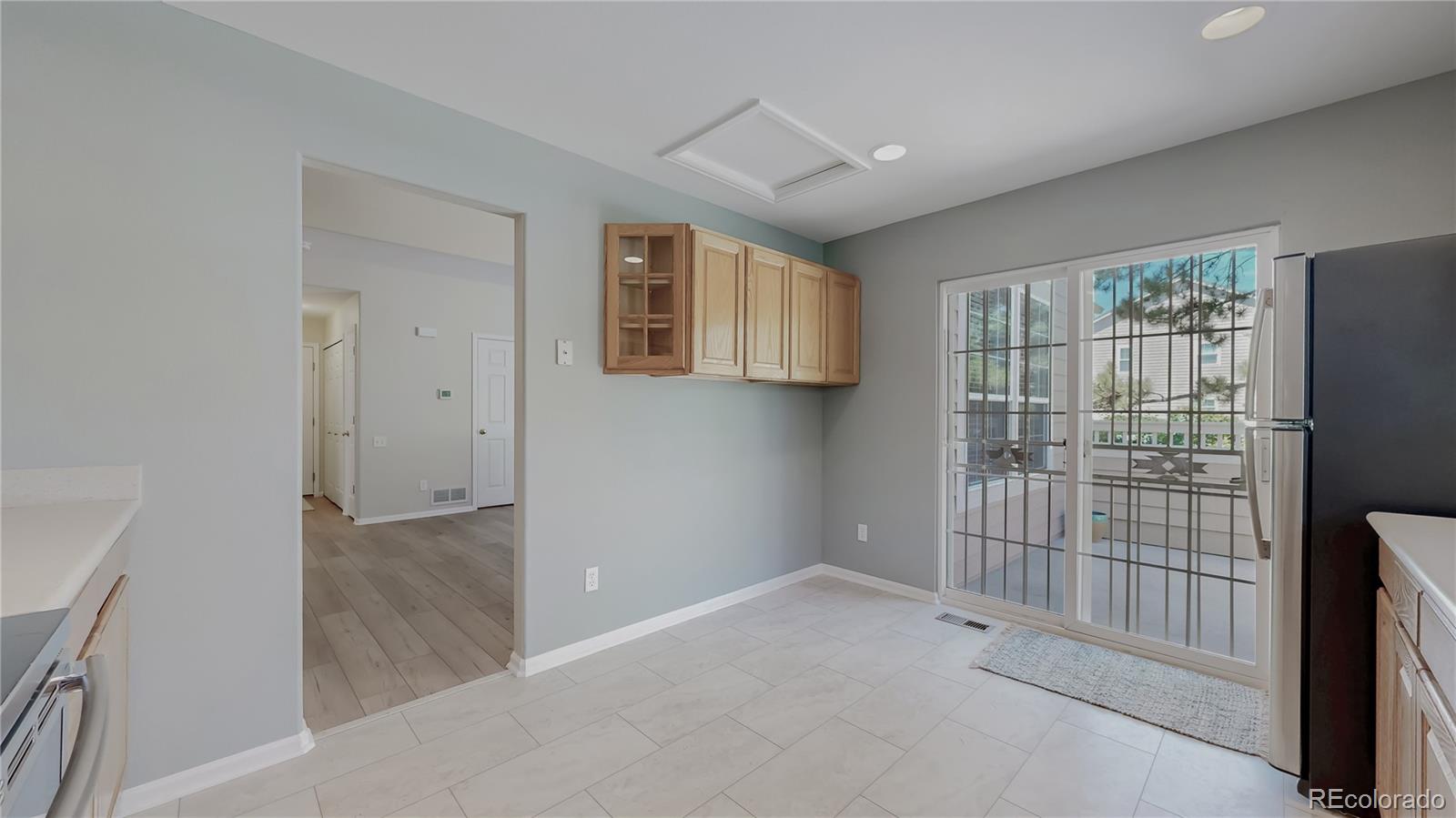 MLS Image #11 for 10112  grove loop a,westminster, Colorado