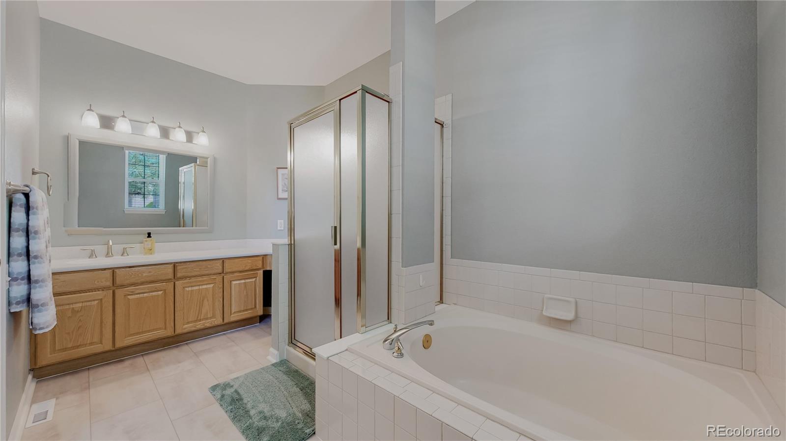 MLS Image #17 for 10112  grove loop a,westminster, Colorado