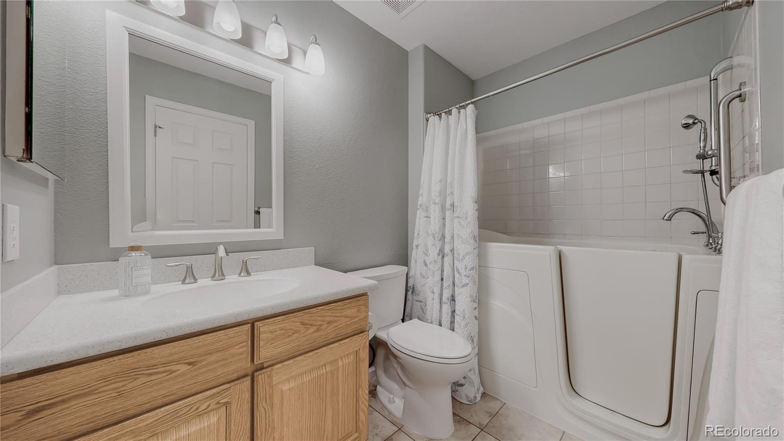 MLS Image #23 for 10112  grove loop a,westminster, Colorado
