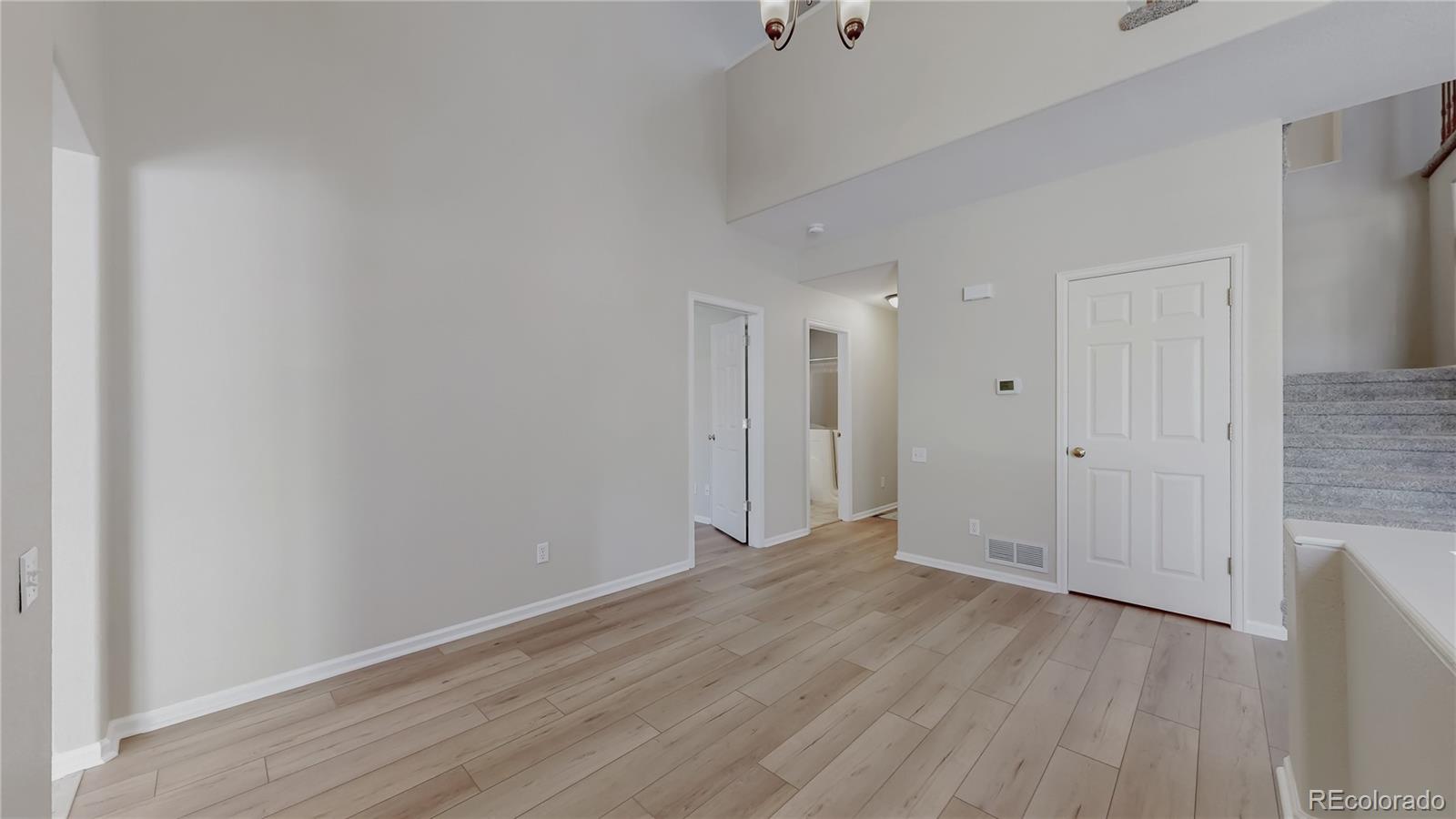 MLS Image #6 for 10112  grove loop a,westminster, Colorado