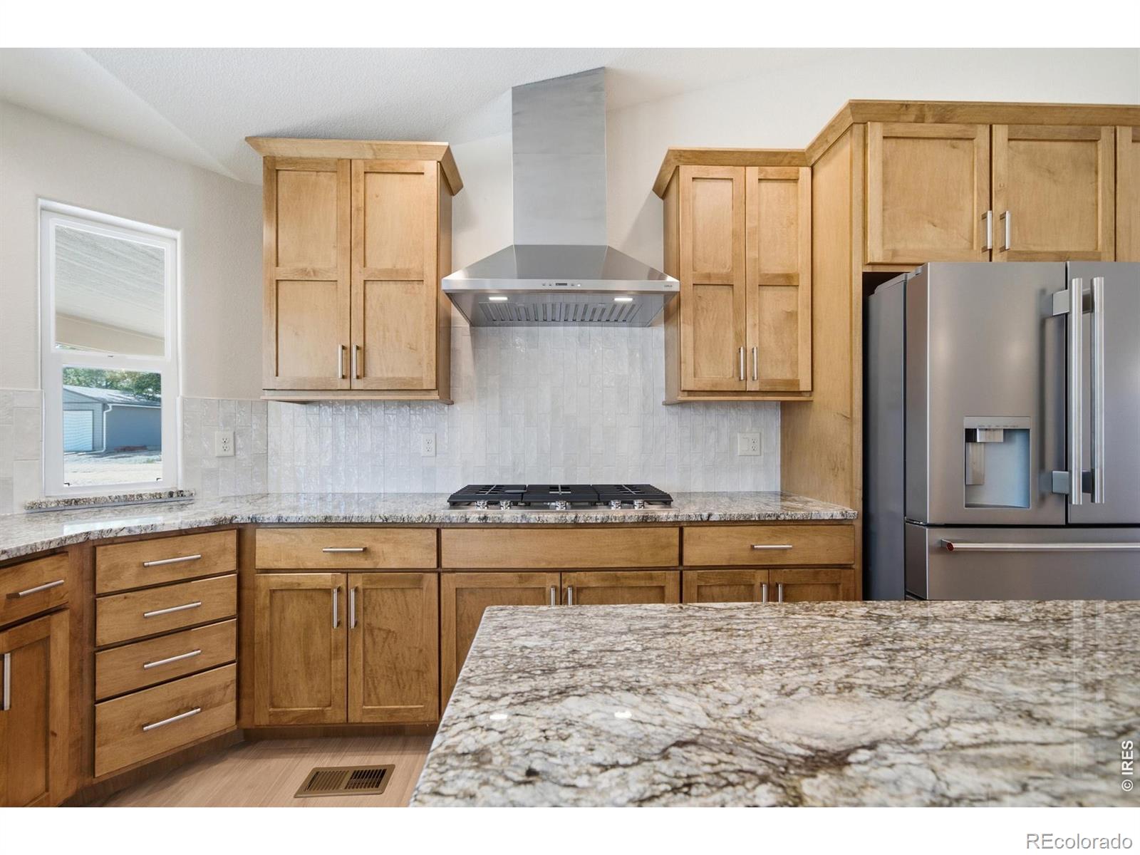 MLS Image #6 for 105 w park avenue,johnstown, Colorado