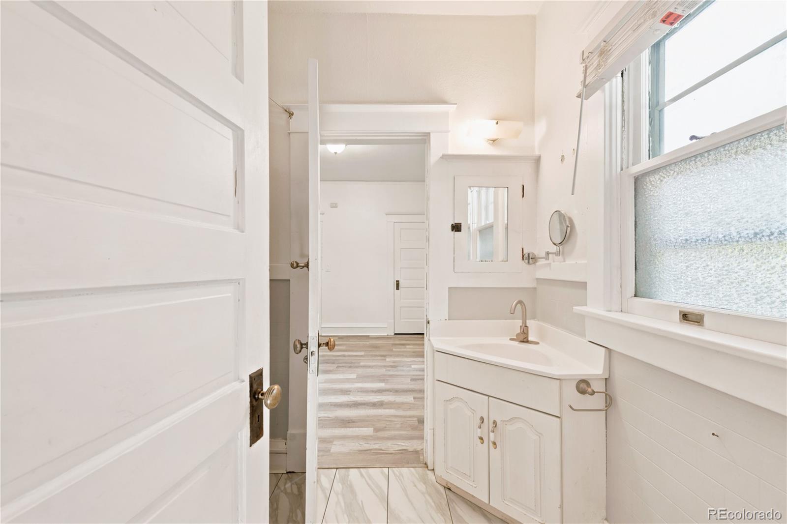 MLS Image #19 for 1100 s josephine street,denver, Colorado