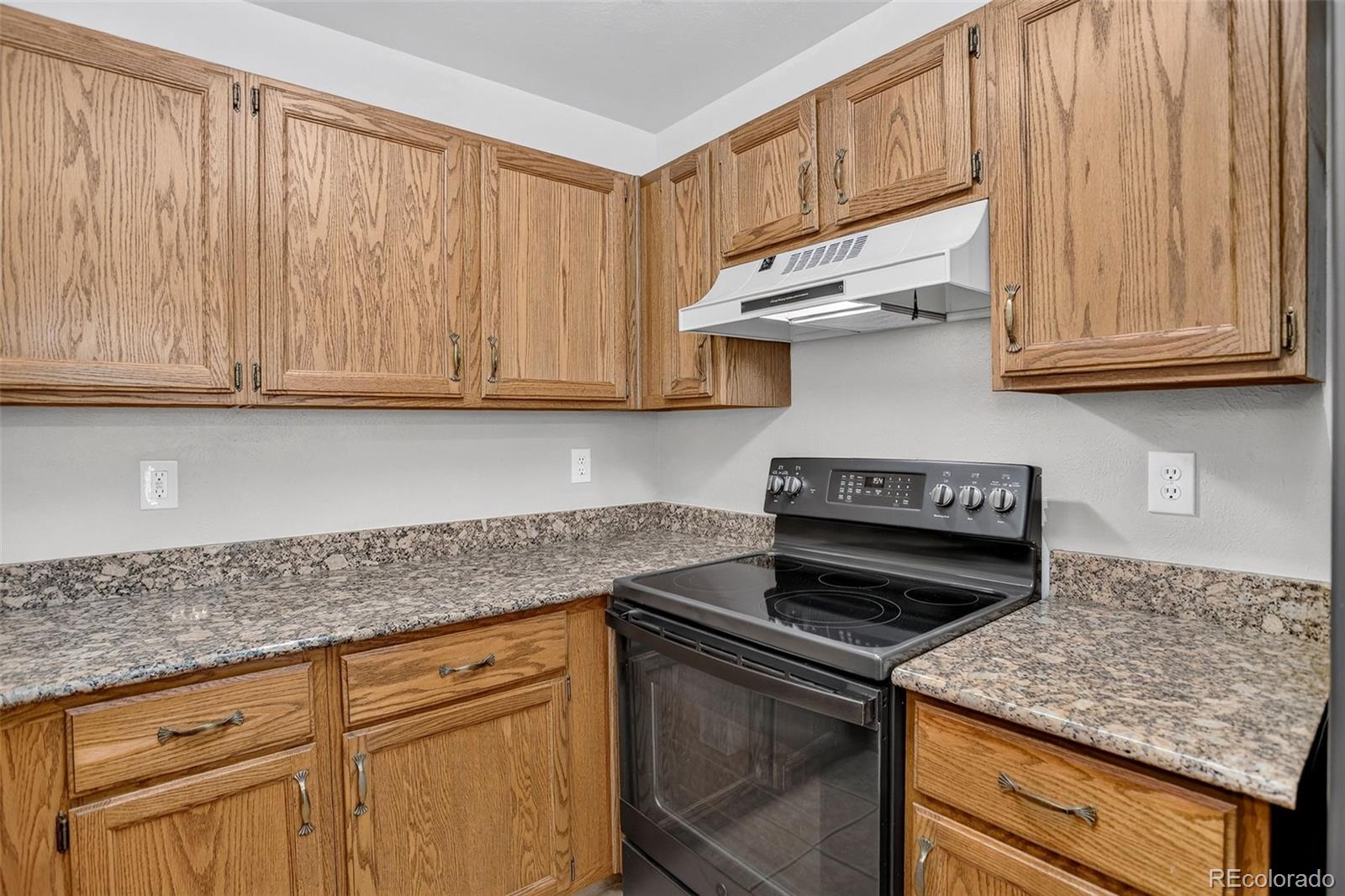 MLS Image #14 for 8085  holland court d,arvada, Colorado