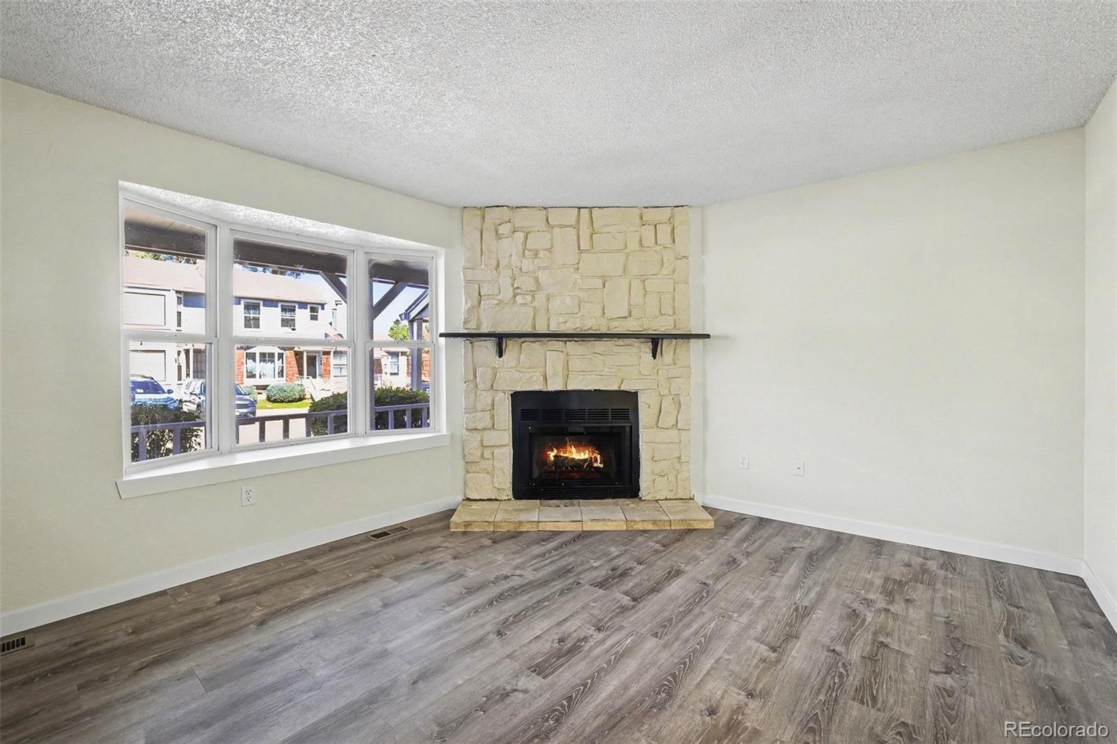MLS Image #7 for 8124  washington street,denver, Colorado