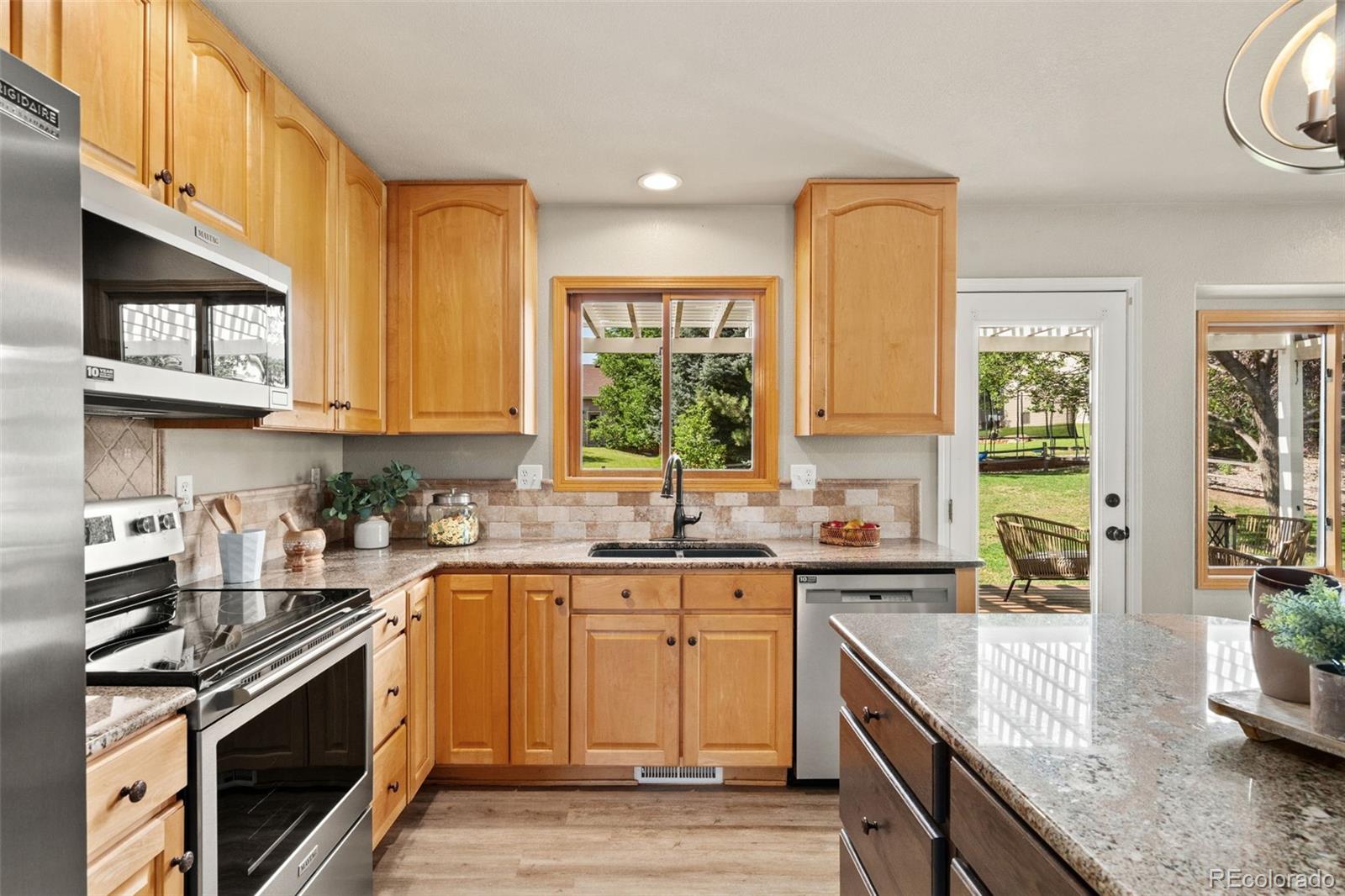 MLS Image #11 for 919  battsford circle,fort collins, Colorado