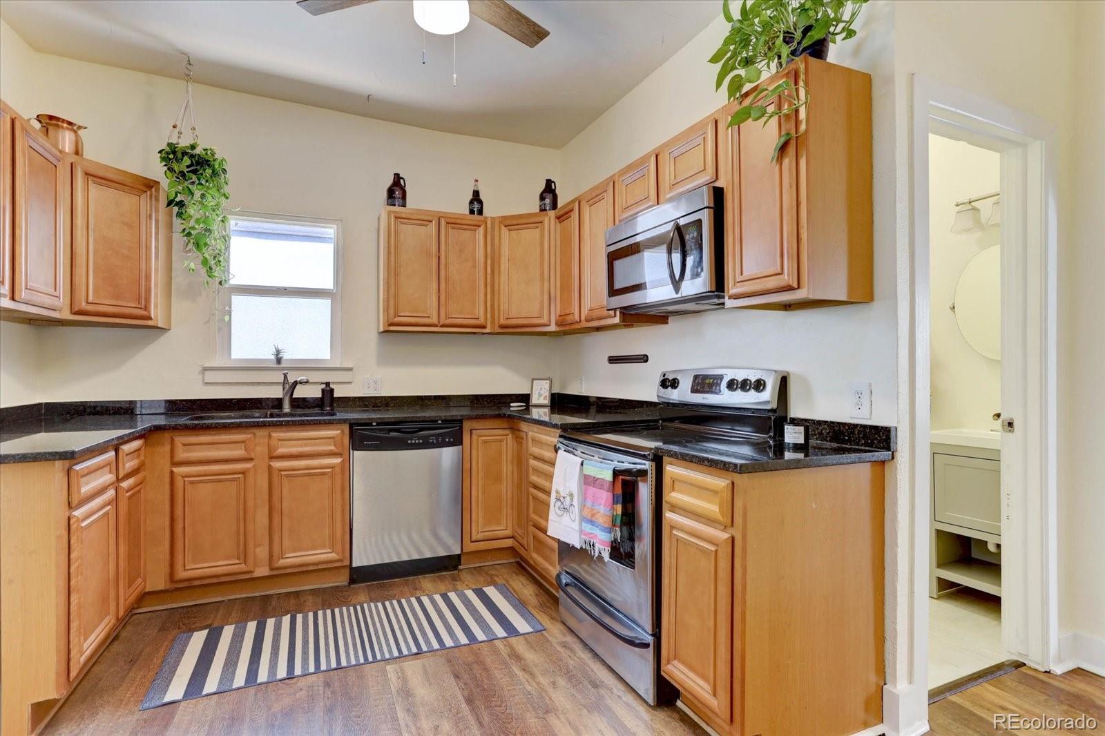 MLS Image #6 for 3653 n high street,denver, Colorado