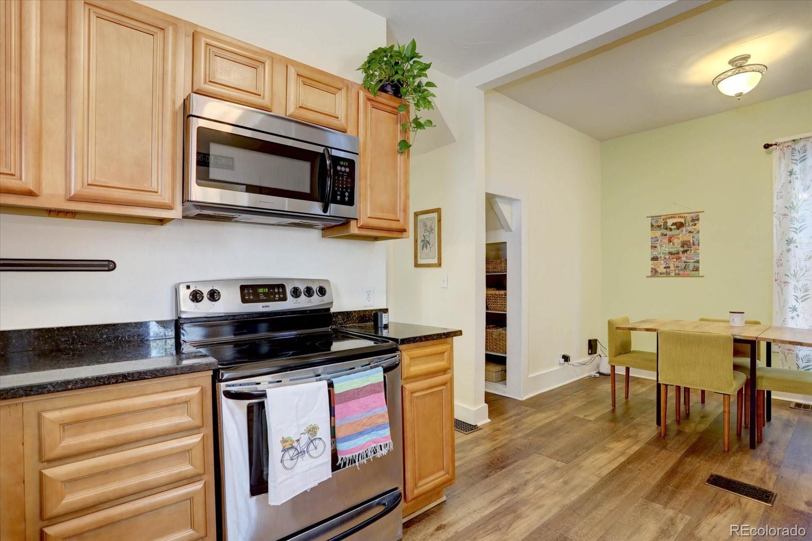 MLS Image #8 for 3653 n high street,denver, Colorado