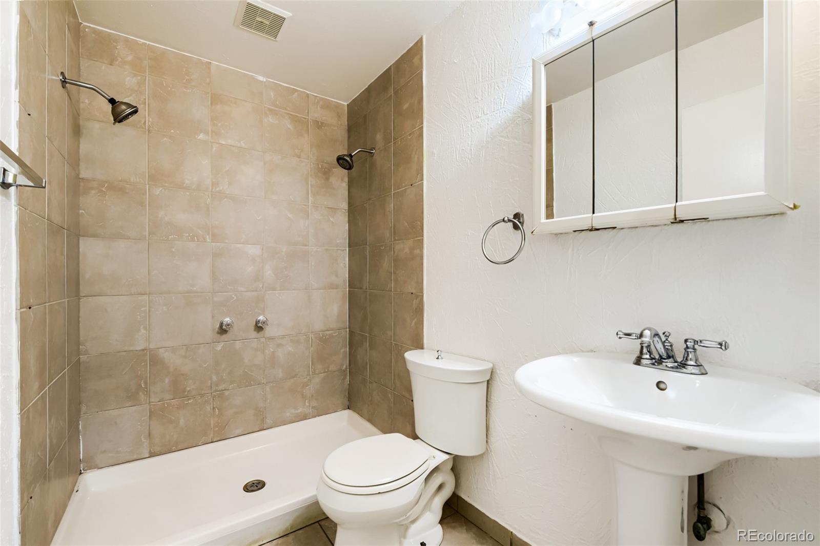 MLS Image #28 for 392 s peoria circle,aurora, Colorado