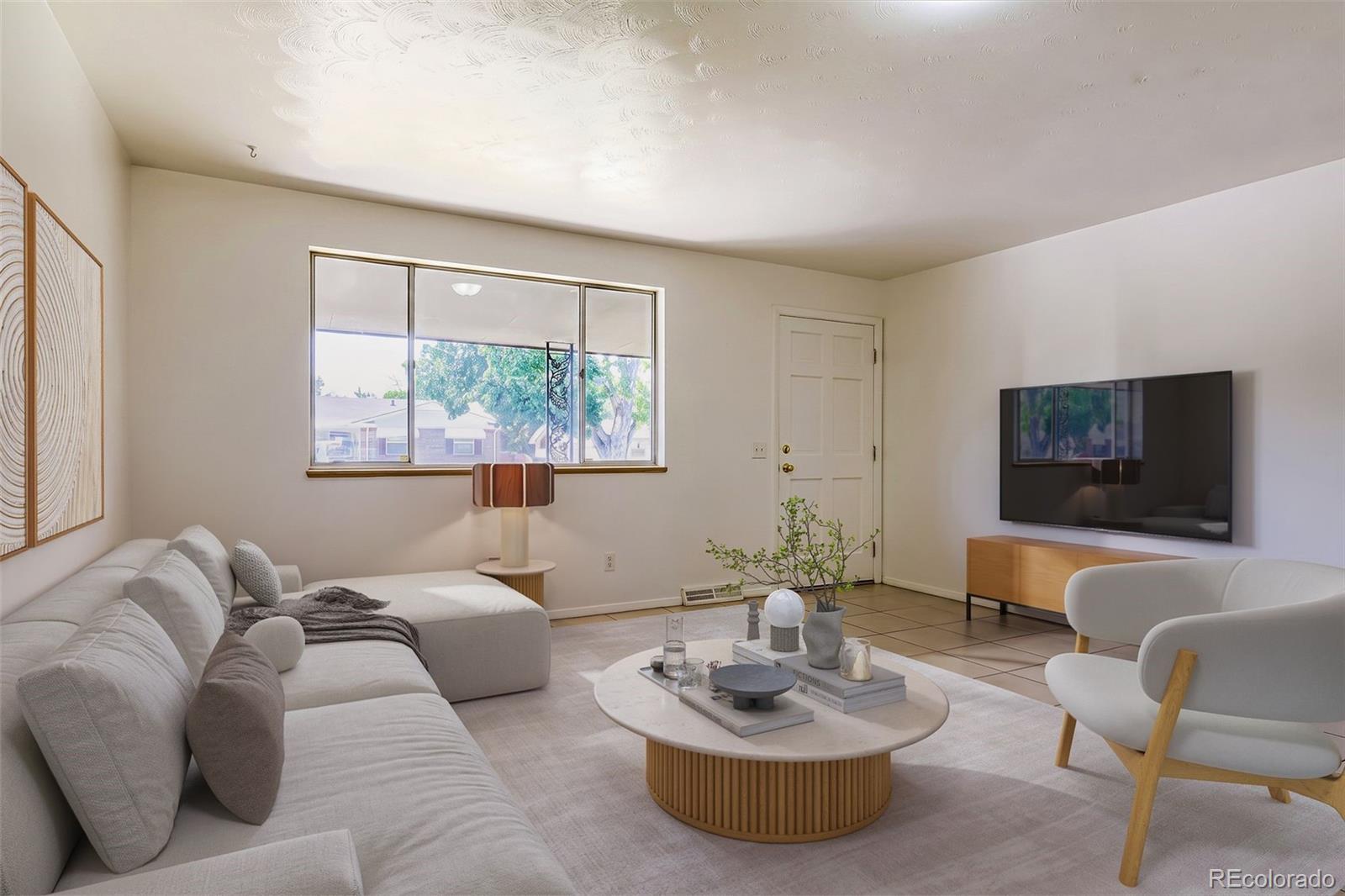 MLS Image #3 for 392 s peoria circle,aurora, Colorado
